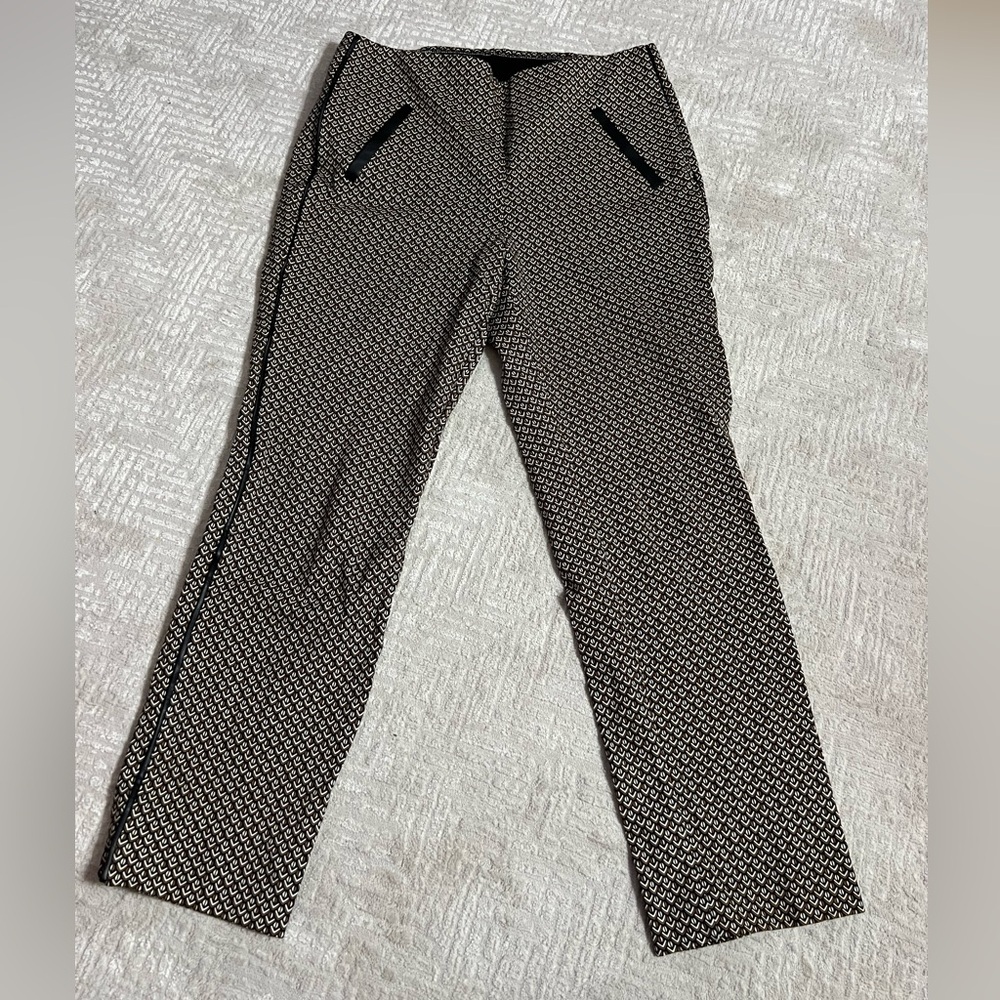 Chicos size 1 black brown and white dress pant legging elastic waists nwot